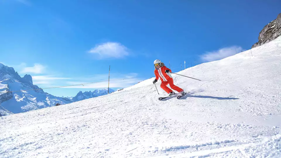 Profitez du manteau blanc de Chamonix avec forfaits et demi-pension inclus a partir de nuits