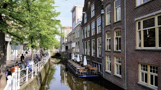 Viaggio in città nella bellissima Delft