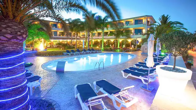 Hotel Miami Mar Sant Carles