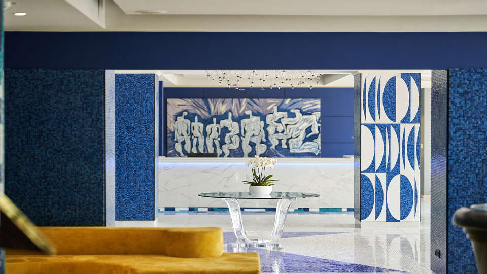 Romantica Costa Azzurra con bollicine a Cannes