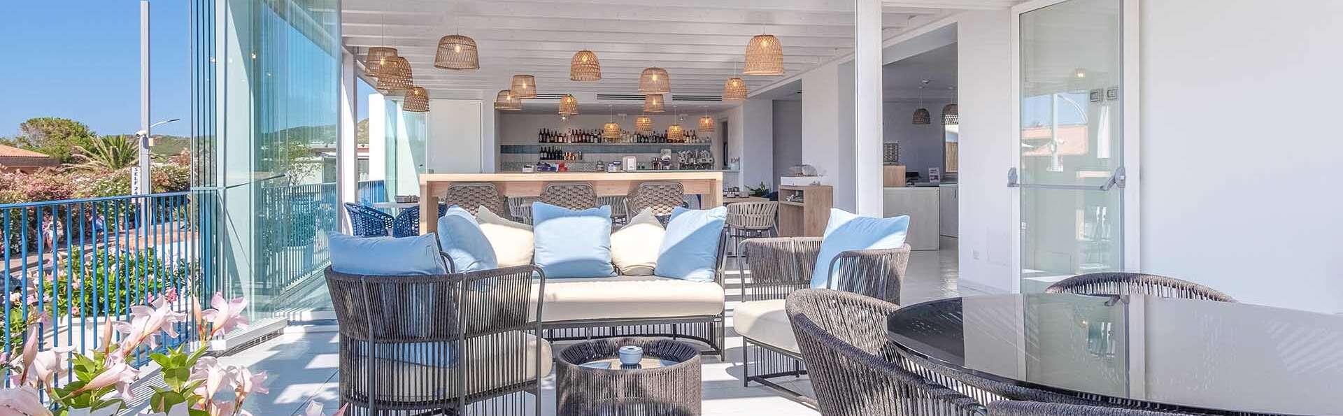 Vacances en famille en Sardaigne en chambre quadruple en demi-pension