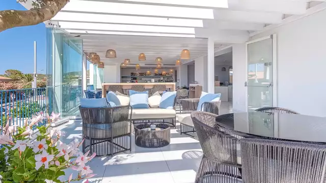 Vacanza in famiglia in Sardegna in camera quadrupla con mezza pensione