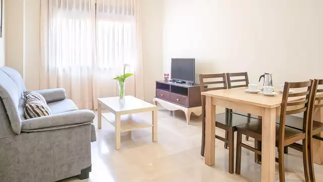 Escapada a Córdoba en apartamentos con desayuno incluido y botella de cava