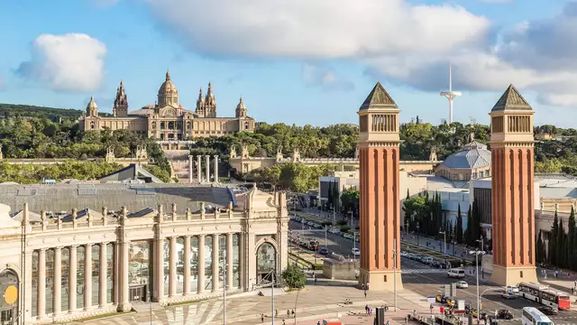 Escapada a Barcelona con desayuno y descubre el museo del Barça Camp Nou Tour
