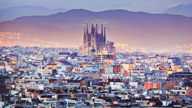 Découvrez Barcelona avec petit-déjeuner, une boisson et une tapa au bar