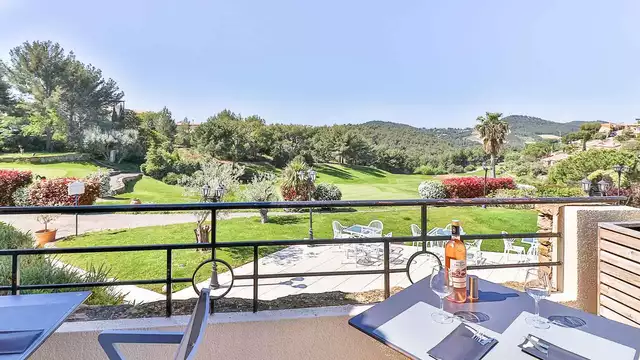 Séjour nature au cœur de la pinède en Provence (jusqu'à 4 personnes)