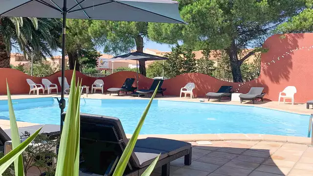Séjour avec spa entre mer et étang à 45 minutes de l'Espagne