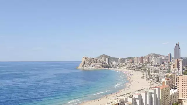 Demi-pension en bord de mer à Benidorm