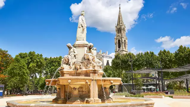 Séjournez à côté des fameuses arènes de Nîmes