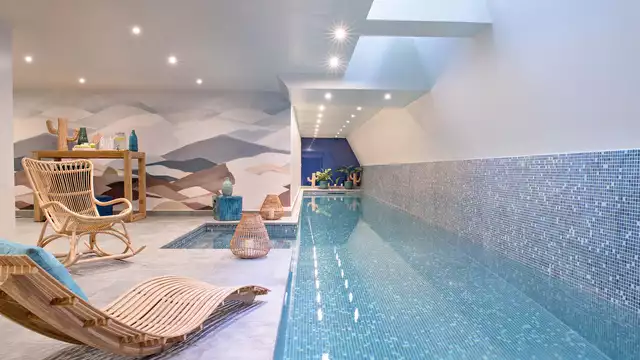 Séjour avec spa privé dans 5 étoiles parisien à l'élégance intemporelle