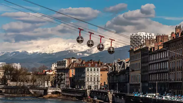 Fuga a Grenoble con colazione inclusa