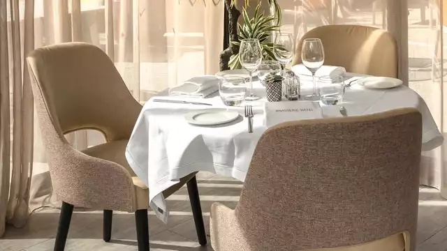 HOTEL VATEL NIMES
