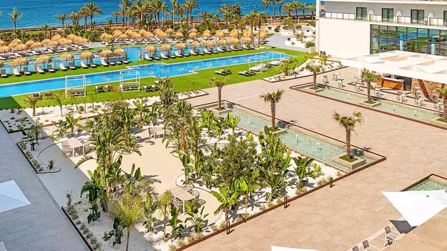 5* vakantie aan zee met spa en tapasproeverij