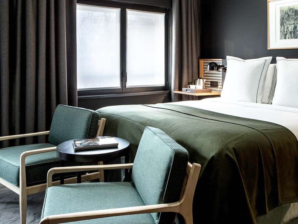 Parenthèse romantique dans un hotel design de Lens, avec champagne et départ tardif - 4* - 1