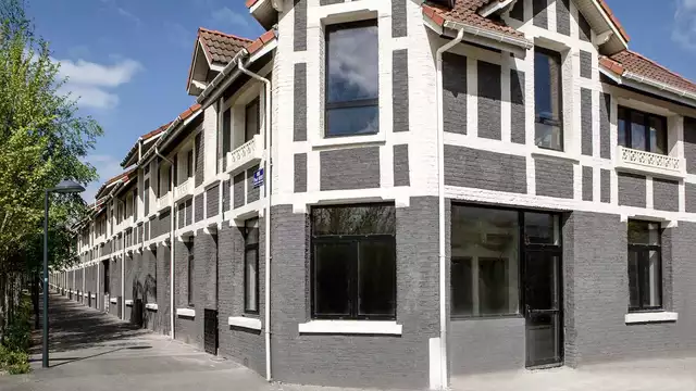 Geniet van Lens tijdens een 4* verblijf, met een glas champagne!