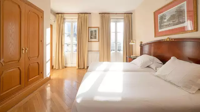 40% korting op de 2e nacht! Valentijnsdag met romantisch diner in San Lorenzo del Escorial