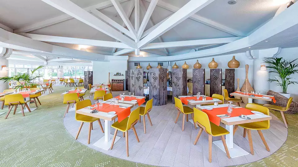 Escapada con cena en Saint-Raphael