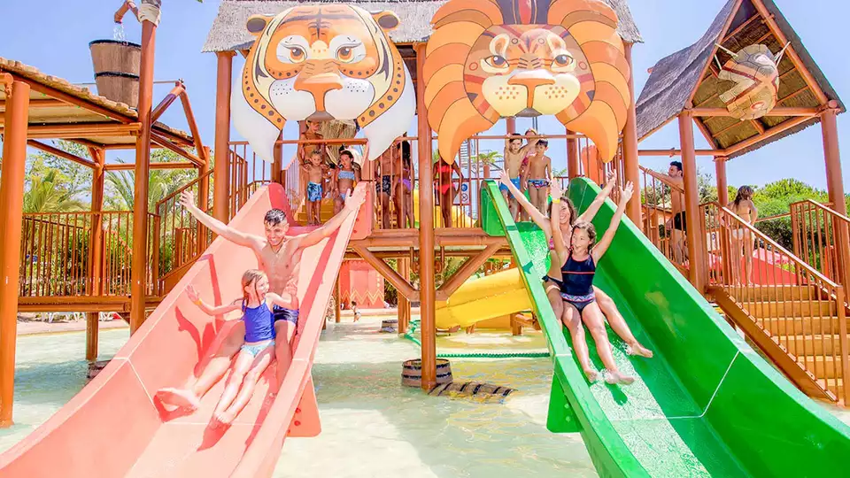 Aventura en Terra Natura en un apartamento en la Costa Blanca