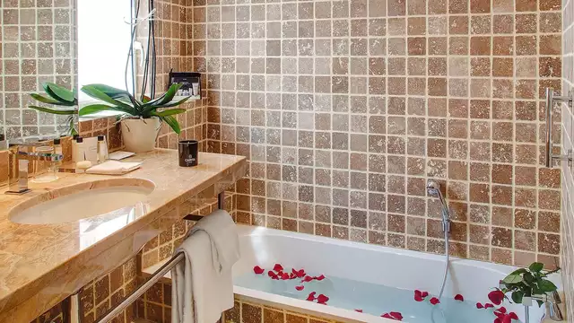 Romantisch uitje met champagne en diner in het hart van Rouen