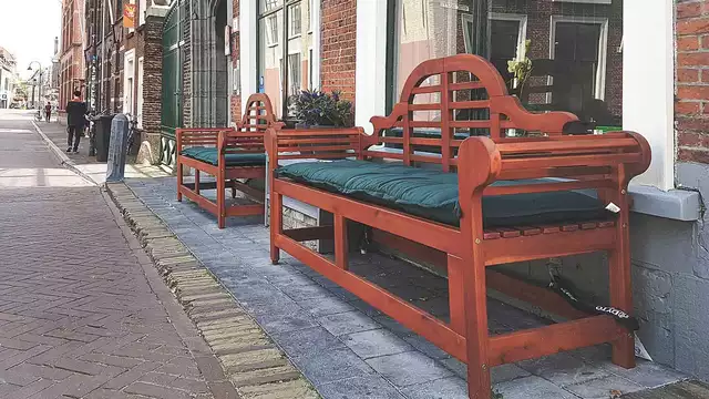 Disfruta de una noche con encanto en el corazón de Delft
