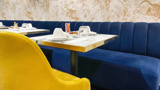 Scopri Parigi e approfitta di un hotel 4* con check-out posticipato e camera superior