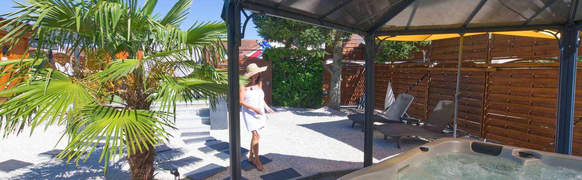 Oasis de confort près de Montluçon avec dîner, spa et massage pour deux