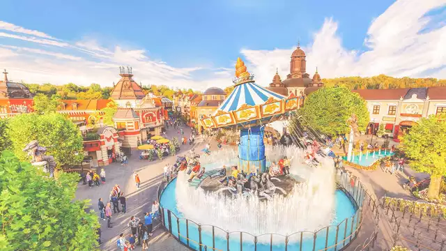 Week-end aventureux avec accès au Phantasialand à Cologne (25 minutes en voiture du parc)