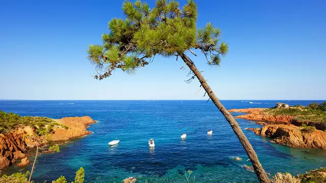 Tussenstop in Cannes, vlak bij het strand en de Croisette