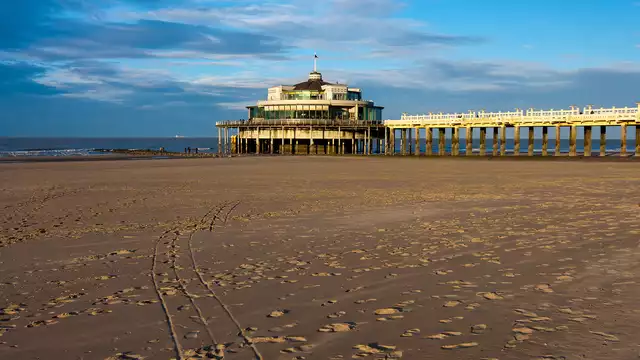 Een nacht ontsnappen naar de Belgische kust