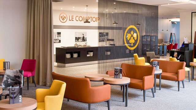 L hotel by Joa