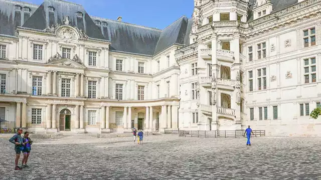 Descubre Blois y el castillo de Cheverny