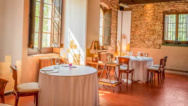 Escapada de lujo con spa y cena degustación en la Costa Brava