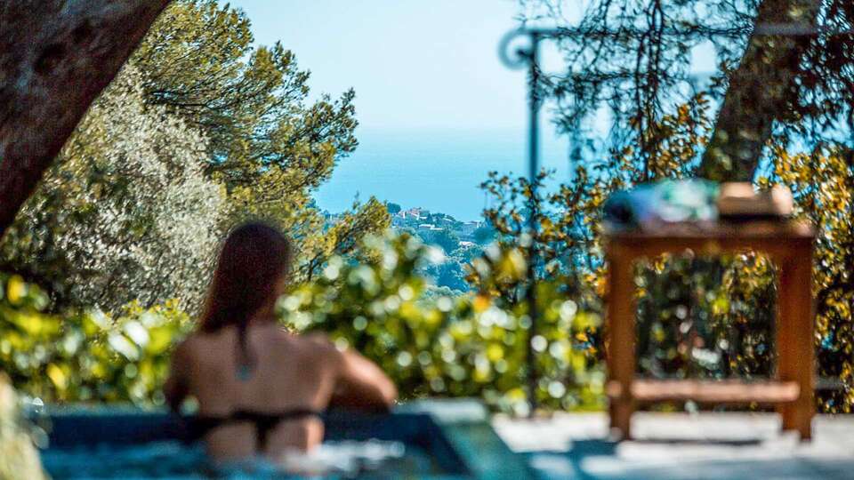 Charme detente et gastronomie dans un hotel de luxe a Vence