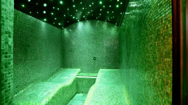 Expérience TOP : Spa privé, dîner et détails romantiques dans un hôtel 5*