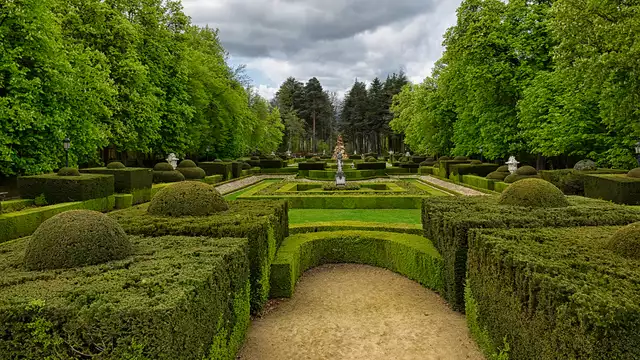 Profitez de La Granja de San Ildefonso avec votre partenaire