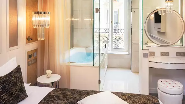 Soggiorno con massaggio di coppia e spa in un 5 stelle a Parigi.