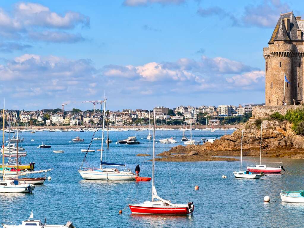 France - Bretagne - Saint Malo - Escapade de charme à deux ou en famille en Suite Junior à Saint-Malo ( 2 nuits min) - 4*