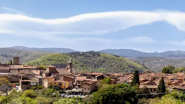 Fuga in uno dei paesi più affascinanti, San Martín del Castañar, con colazione inclusa.
