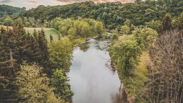 Weg uit de drukte in volledige rust naast Durbuy