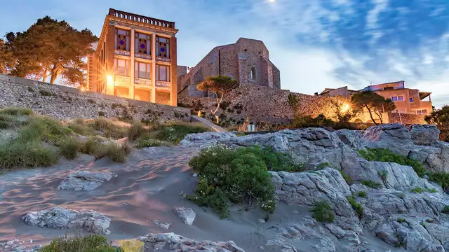Vacaciones en la Costa Brava en un moderno apartamento para 4 personas