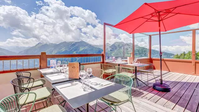 Parenthèse gastronomique et détente dans les Alpes