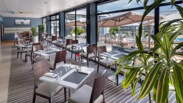 Escapade romantique avec diner et piscine pres de Nantes