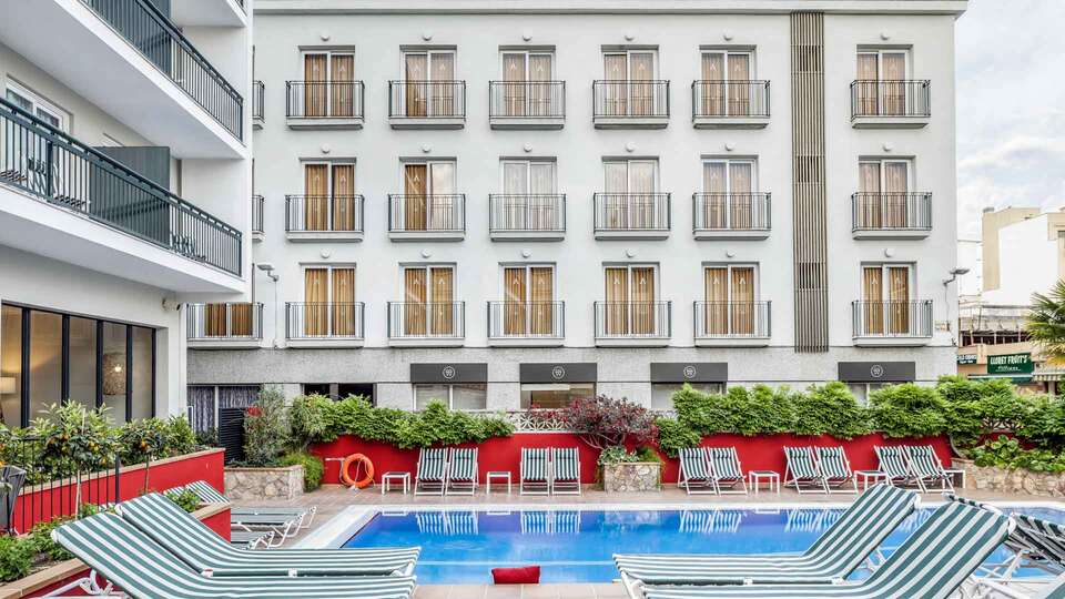 AQUA Hotel Bertran Park