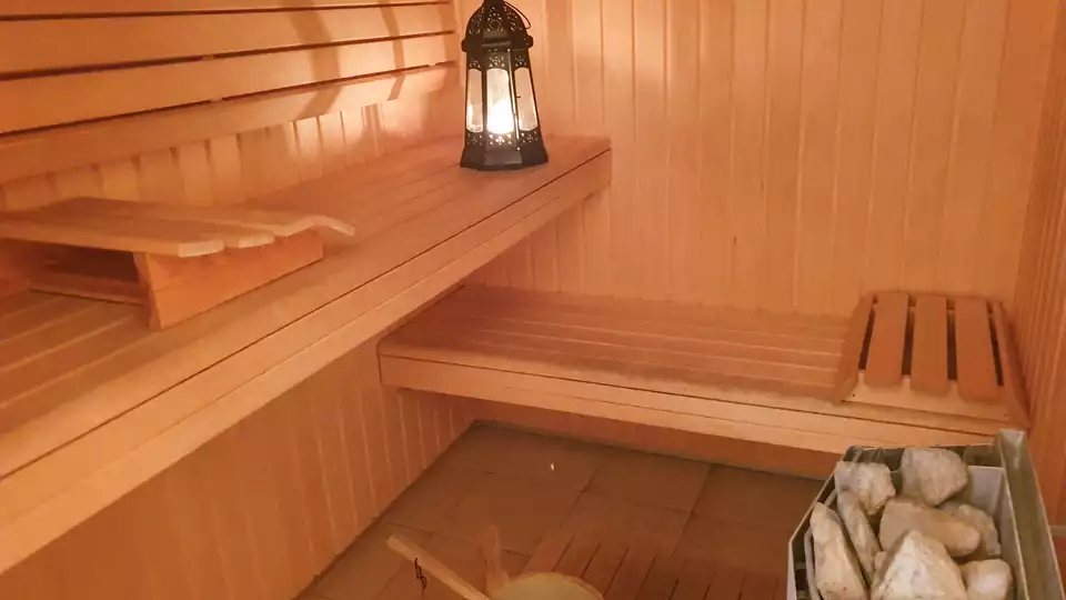 Sejour en chambre romantique avec sauna privatif a min du Chateau de Chambord