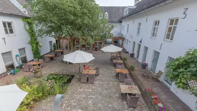 Soggiorno gastronomico con cena in un castello del XIV secolo a Kerkrade