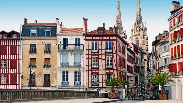 Ontspanning voor je weekendje weg in Bayonne in een Junior Suite