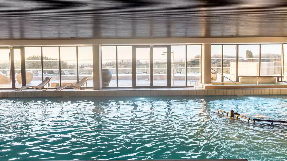 Sejour les pieds dans l eau sur l ile de Re avec acces Thalasso