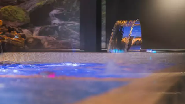 Wellnessverblijf met 1000m2 in het kuurhotel aan zee