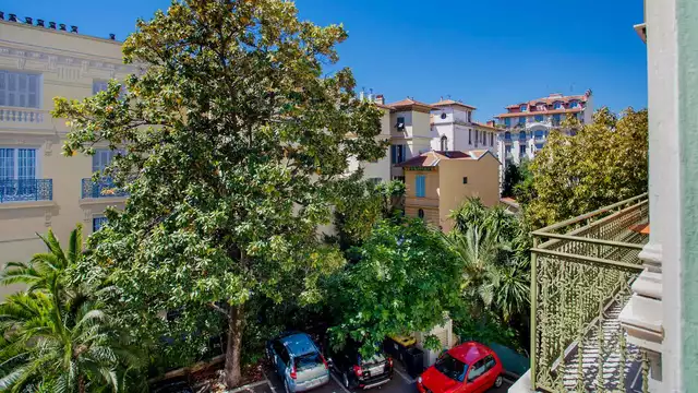 Familieverblijf vlak bij de Promenade des Anglais