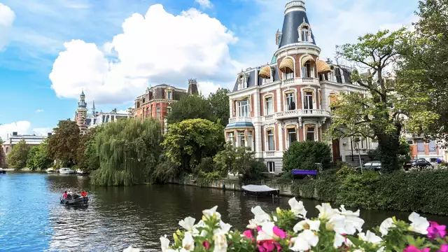 Découvrir Amsterdam avec des amis ou en famille (3 personnes)